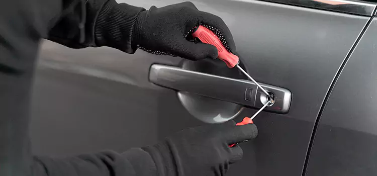 Locked Out of Car Help South Miami Heights