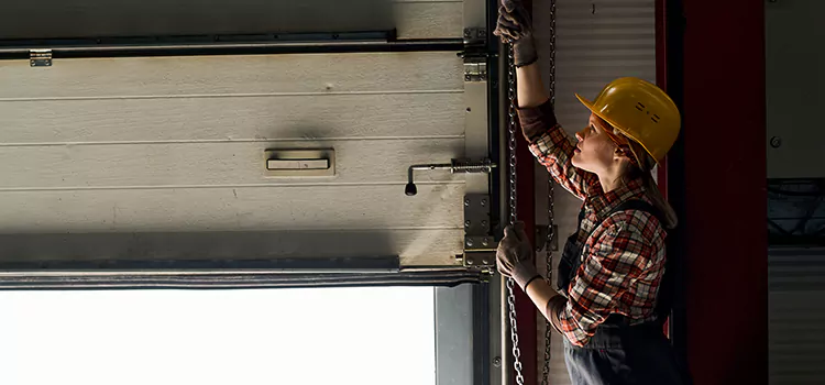 Addressing Common Garage Door Stoppage Issues in South Miami Heights, FL