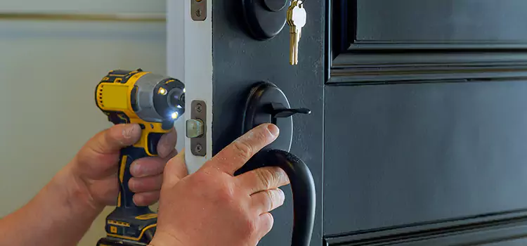 Commercial Door Lock Installation South Miami Heights